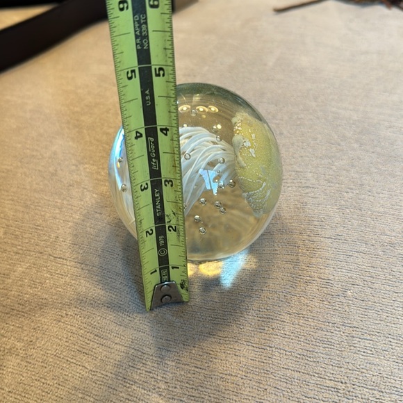 Jelly Fish Art Glass Sculpture Paper Weight - Picture 2 of 9